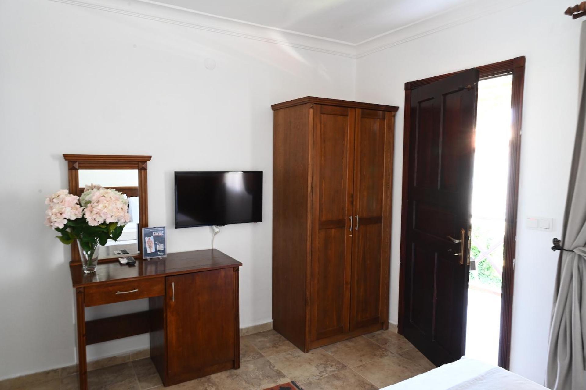 Cunda Deniz Hotel Аявали Екстериор снимка